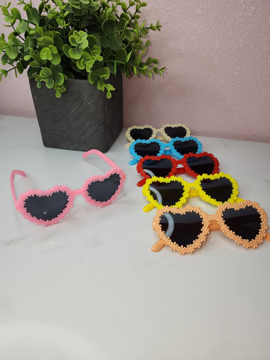 Kids (age 4-10) Sunglasses (Hearts)