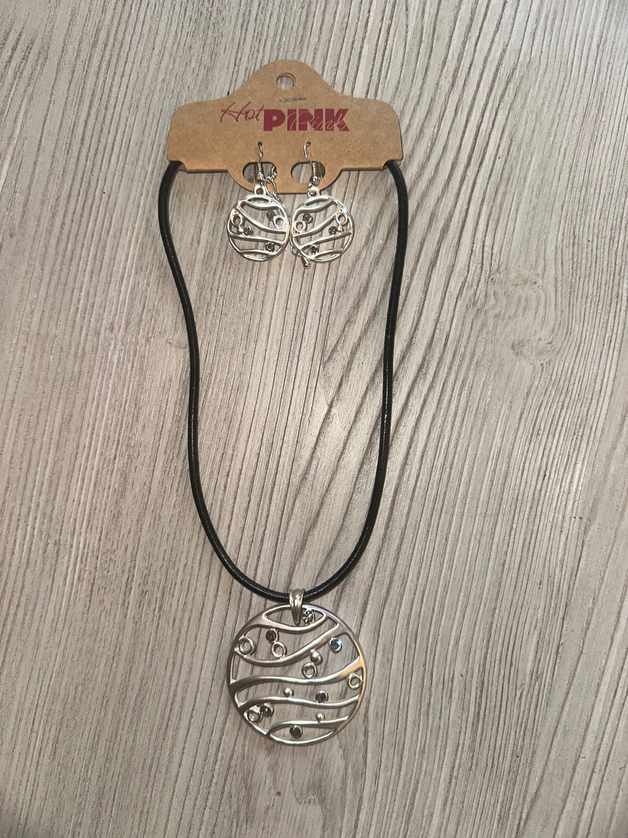 Silver Circle Pendant with Earrings Set